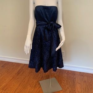 Adrianna Papell boutique strapless